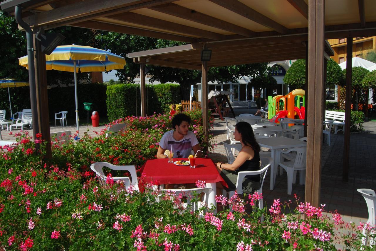 Hotel Perla Senigallia Extérieur photo