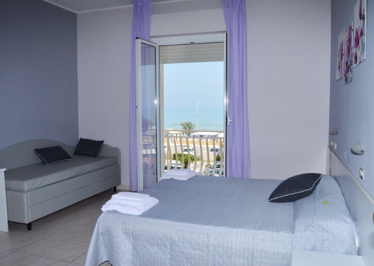 Hotel Perla Senigallia Extérieur photo