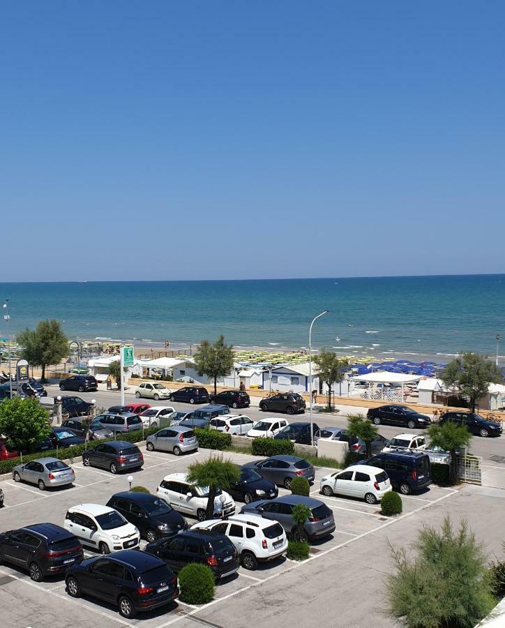 Hotel Perla Senigallia Extérieur photo